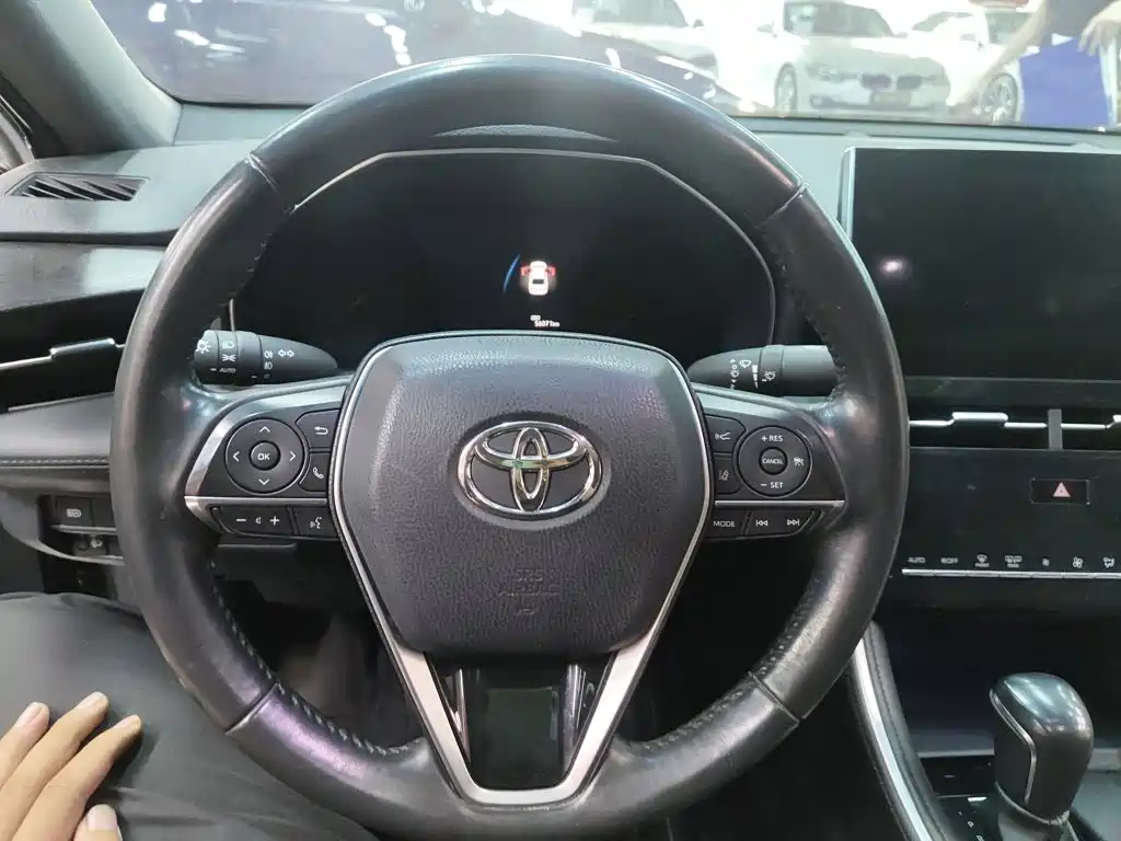 Toyota Avalon — миниатюра 4