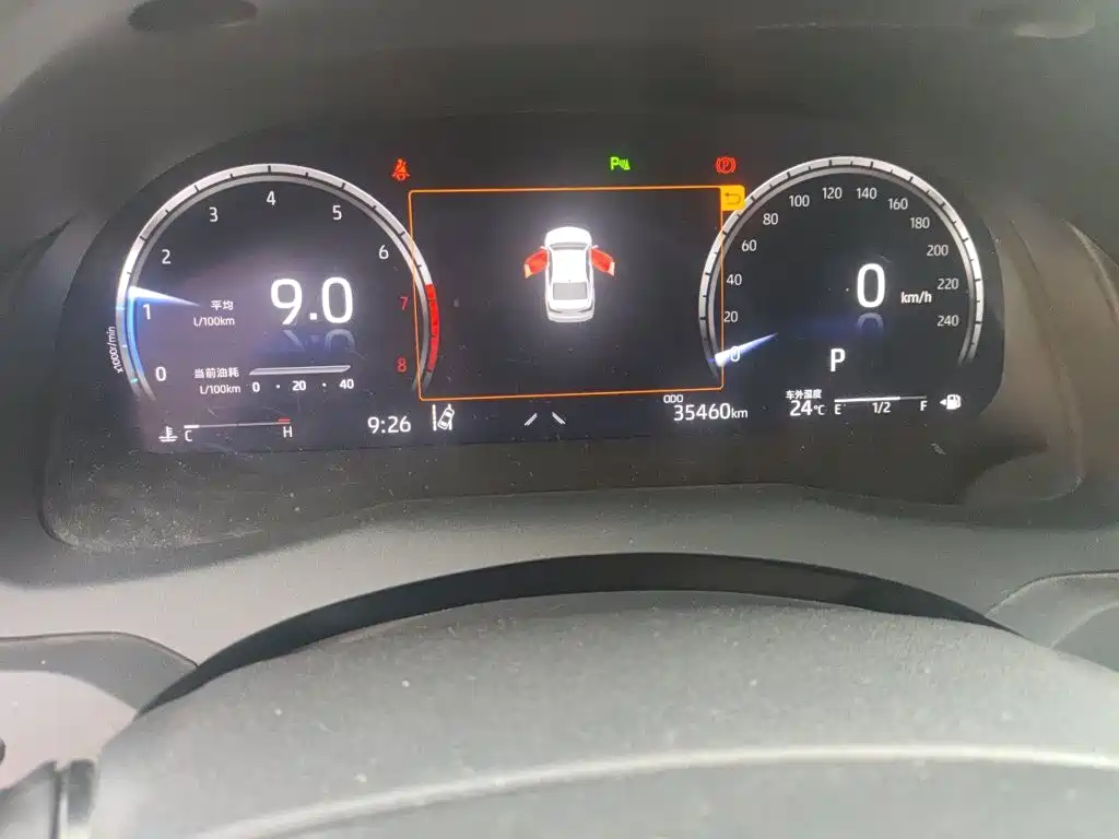 Toyota Camry — миниатюра 5