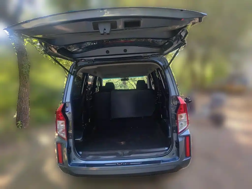 Wuling Hongguang PLUS — миниатюра 15