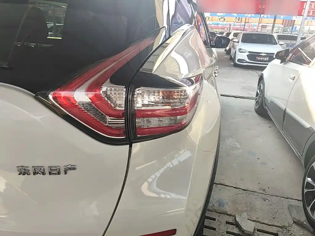 Nissan Murano — миниатюра 8