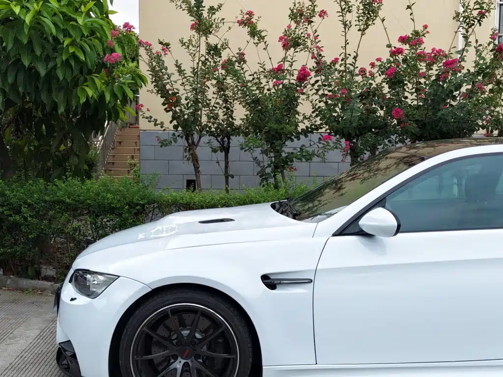 BMW M3 — миниатюра 2