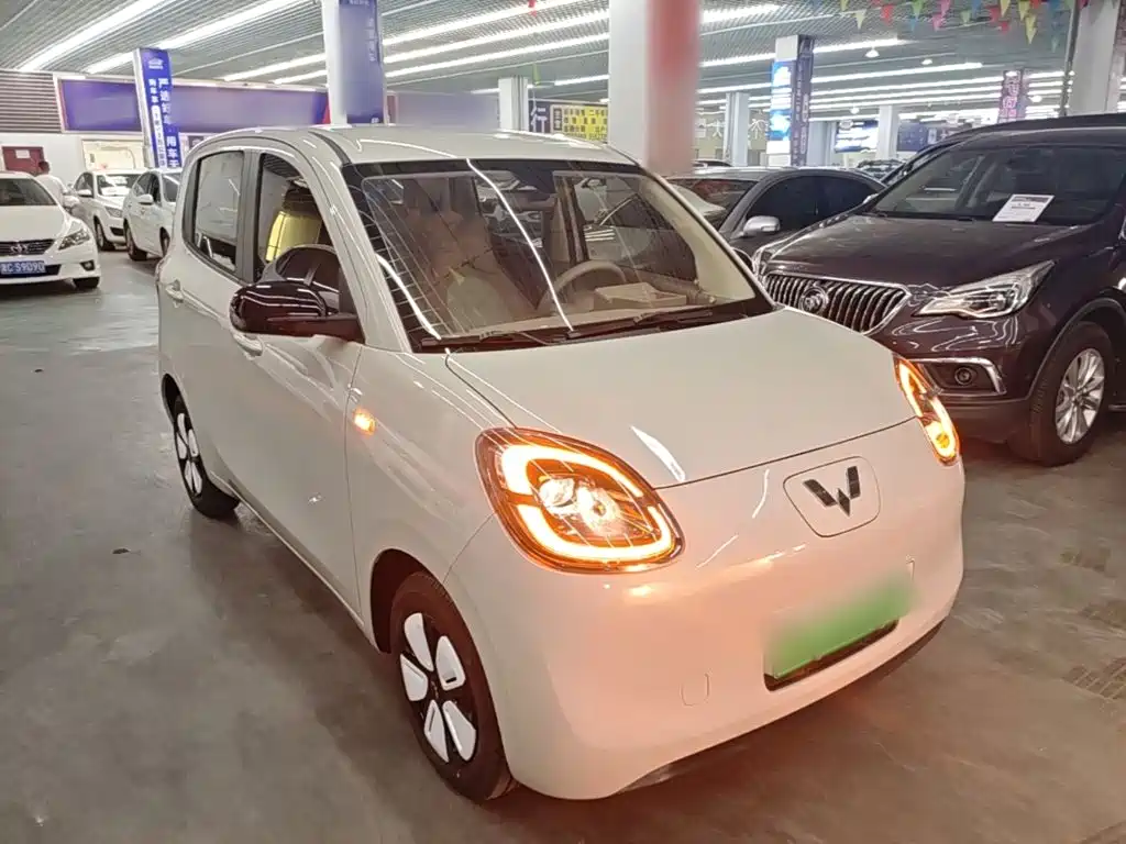 Wuling MINIEV — миниатюра 4