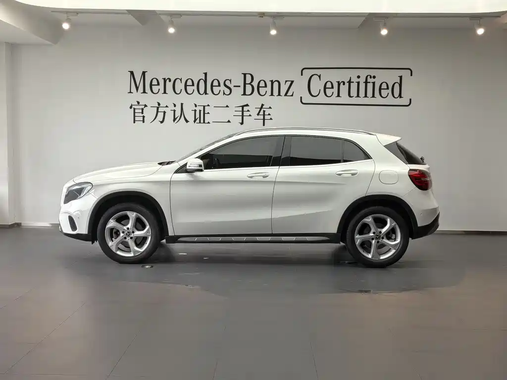 Mercedes-Benz GLA 2017 GLA 200