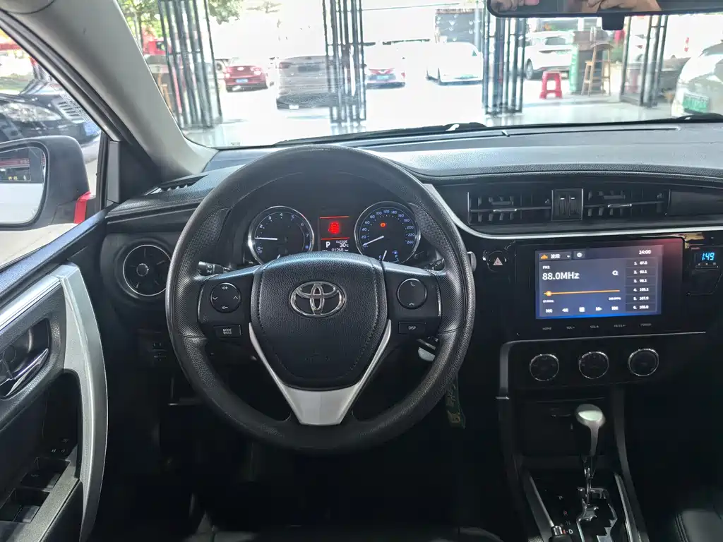 Toyota Corolla — миниатюра 12