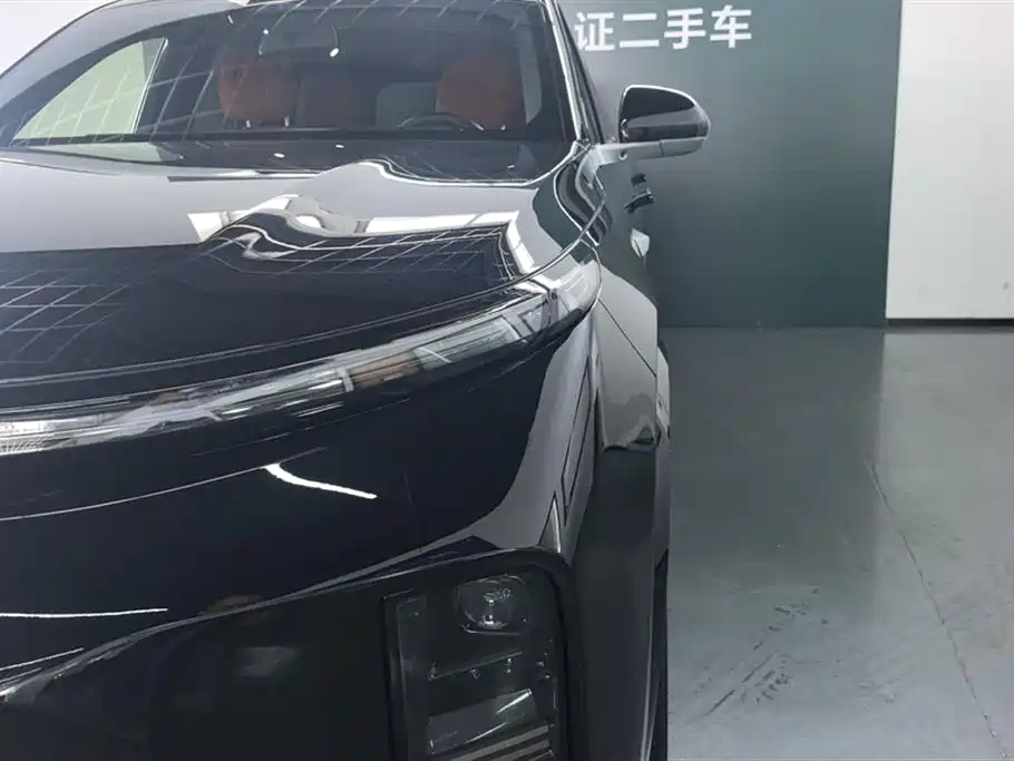 Li Auto L8 2023 Pro
