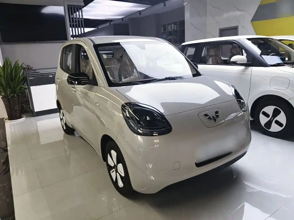 Wuling MINIEV — миниатюра 4