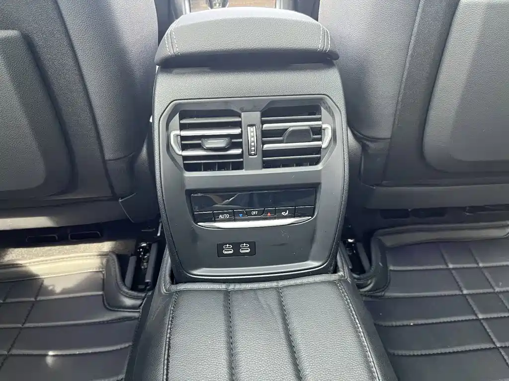 BMW 3 Series — миниатюра 16