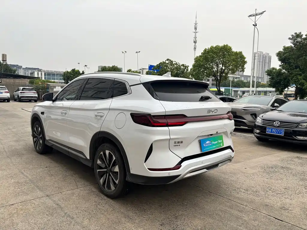 BYD PLUS New Energy — миниатюра 7