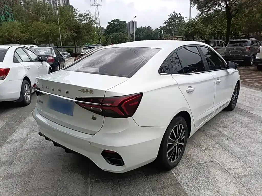 Roewe i5 — миниатюра 7