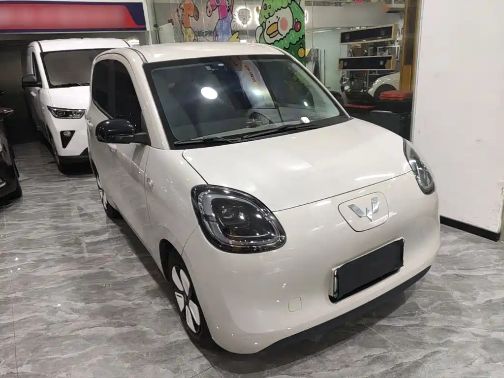 Wuling MINIEV — миниатюра 4