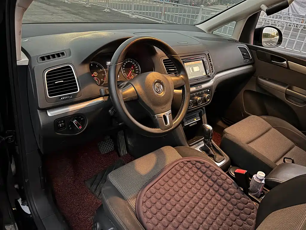 Volkswagen Sharan — миниатюра 4