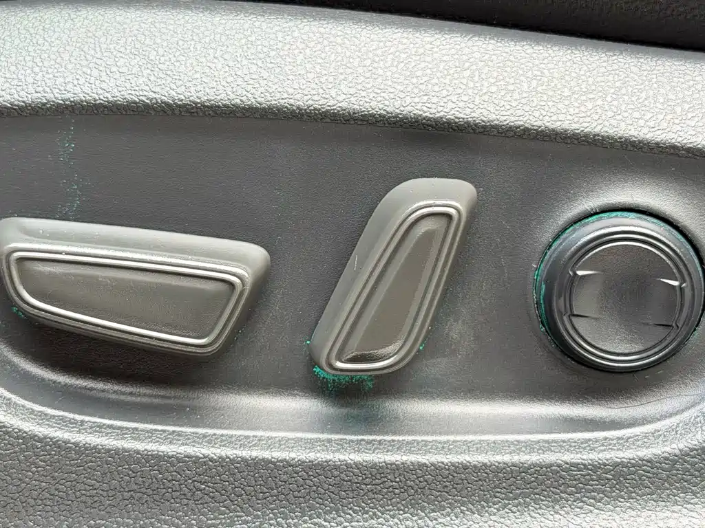 Toyota Avalon — миниатюра 12