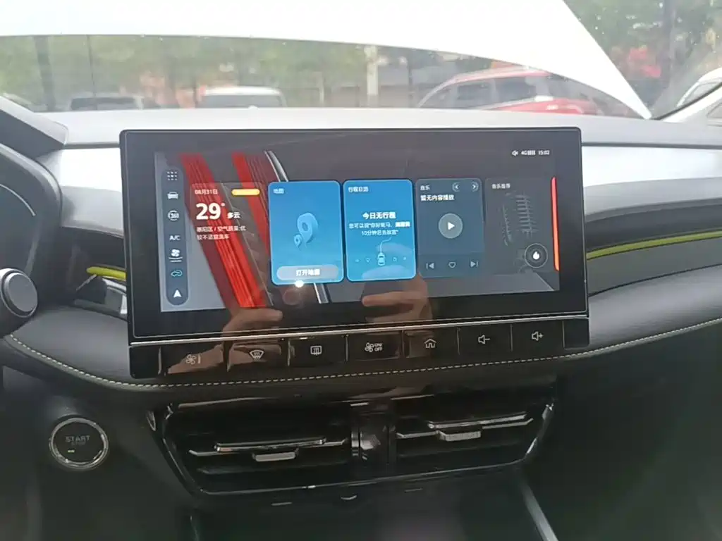 Roewe i5 — миниатюра 13