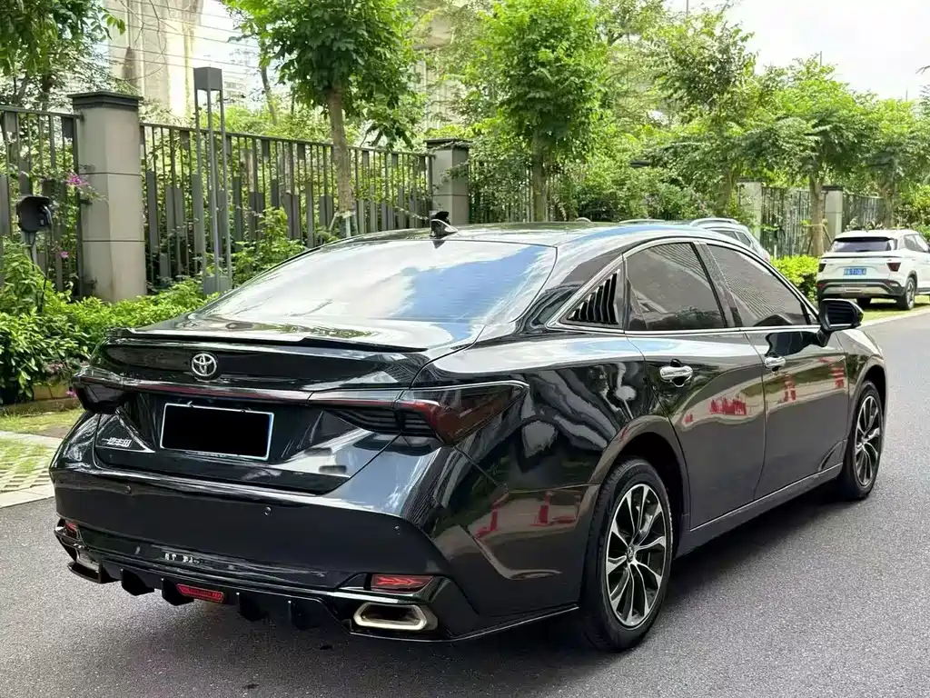 Toyota Avalon — миниатюра 7