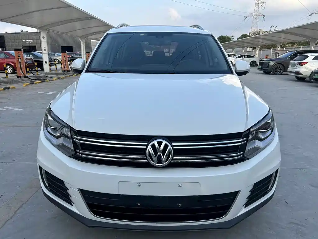 Volkswagen Tiguan 2015