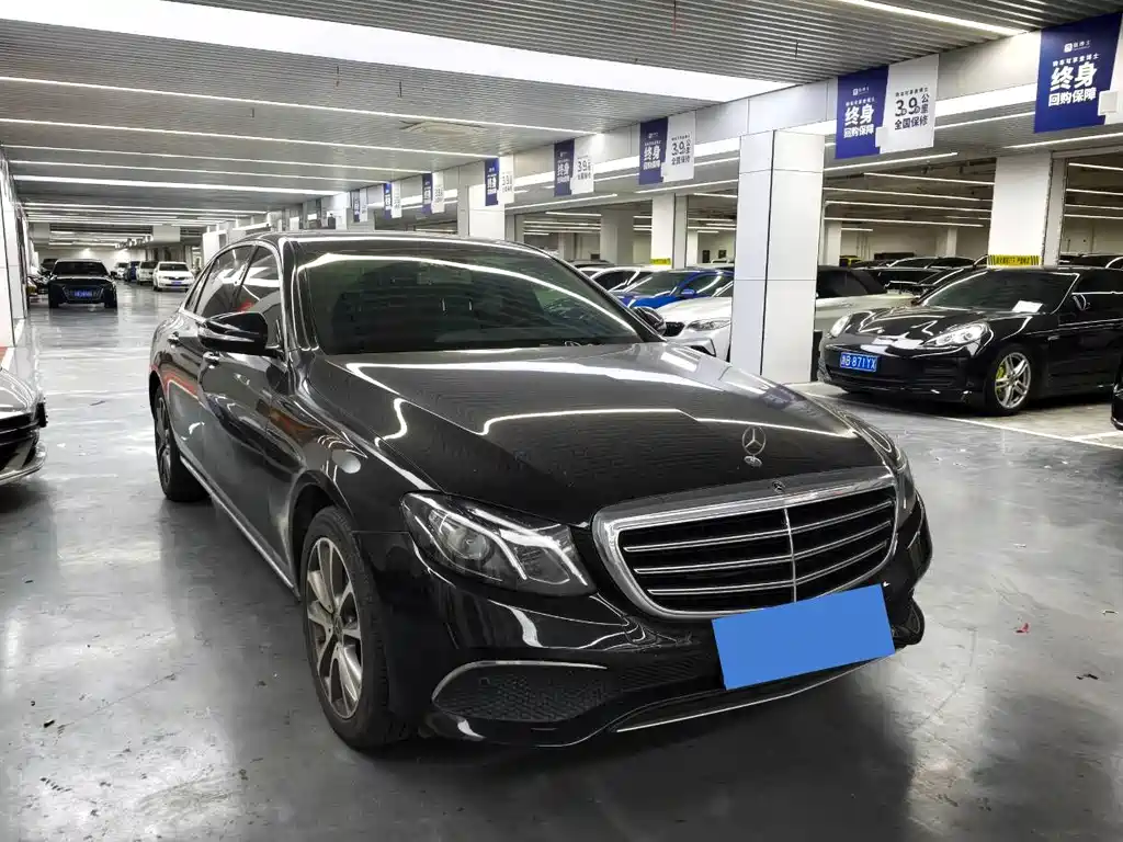 Mercedes-Benz E-Class — миниатюра 3