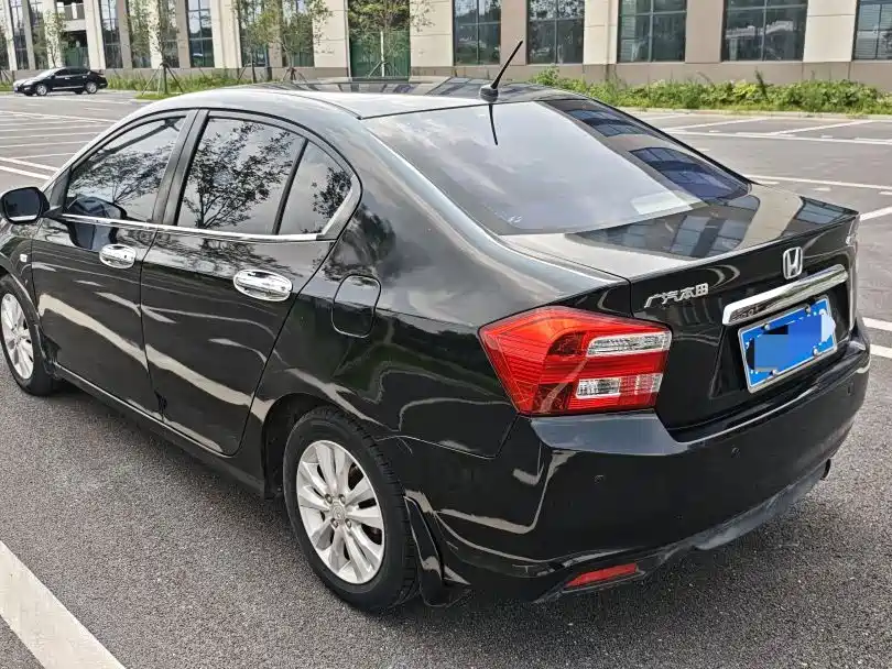 Honda City Classic 1.5L Manual Elite Edition, фото 6