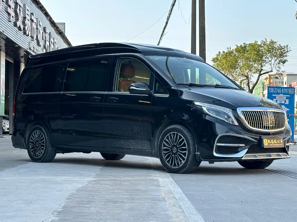 Mercedes-Benz V-Class V 2018 V 260 L Luxury Long Wheelbase VI