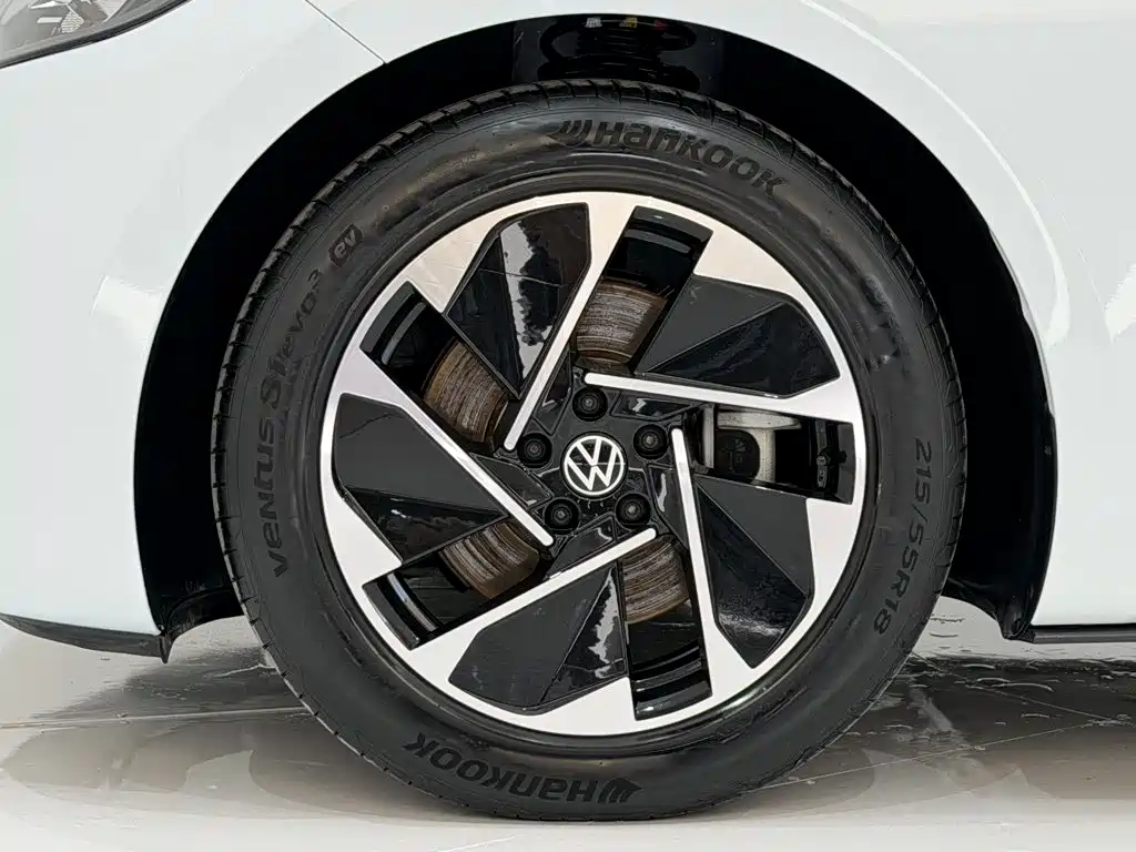 Volkswagen ID.3 — миниатюра 11