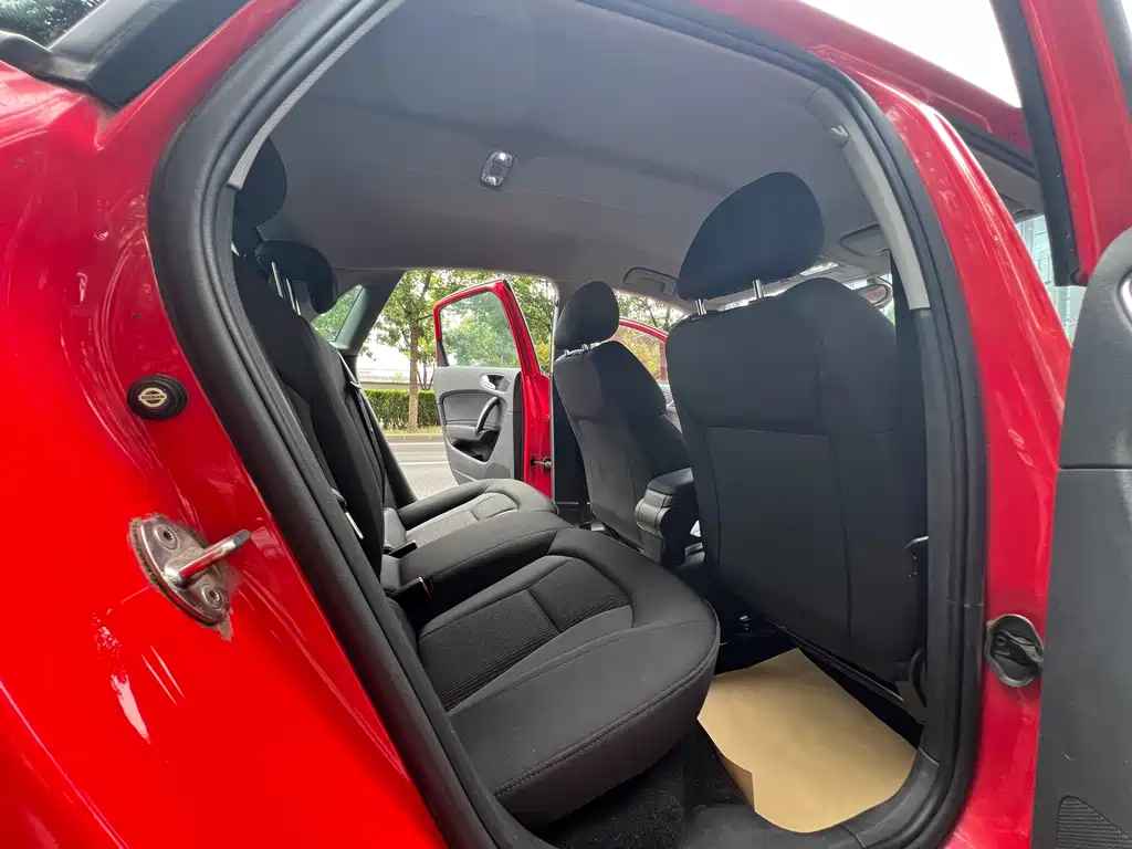 AUDI  A1