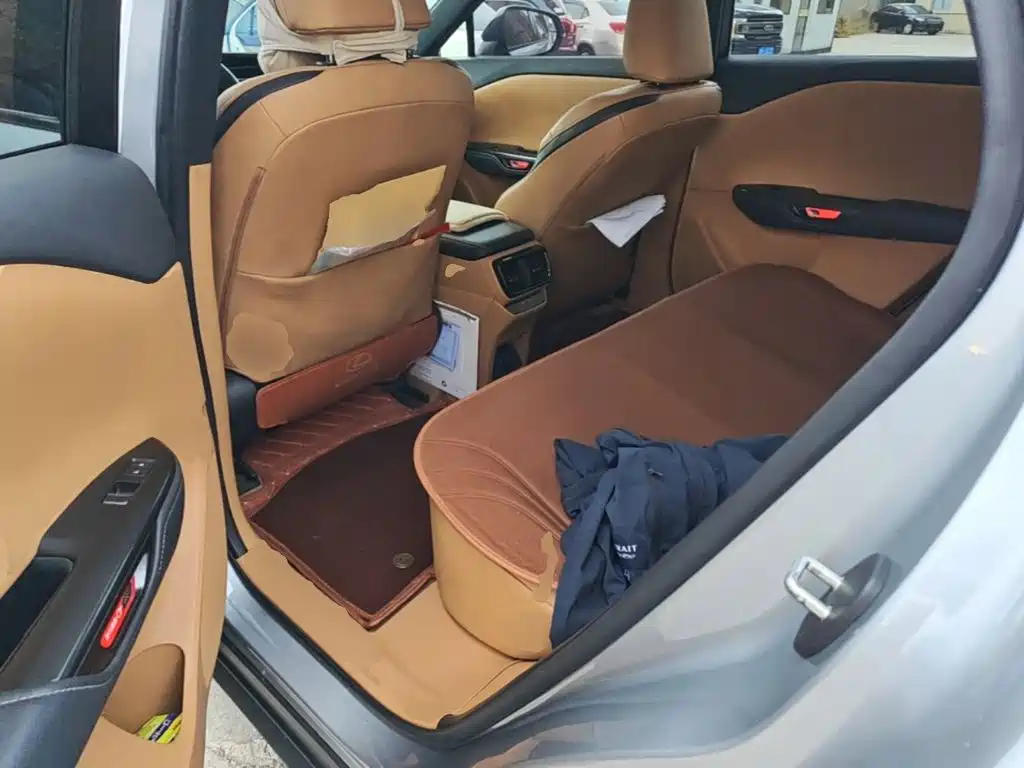 Lexus RZ — миниатюра 17