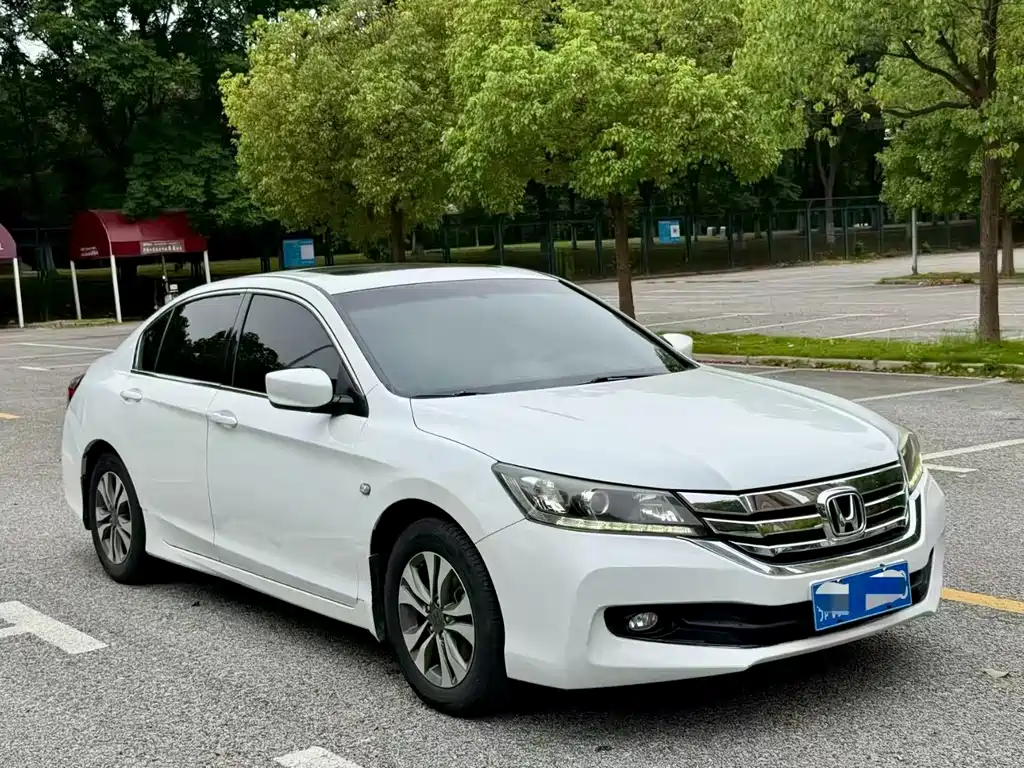 Honda Accord — миниатюра 5