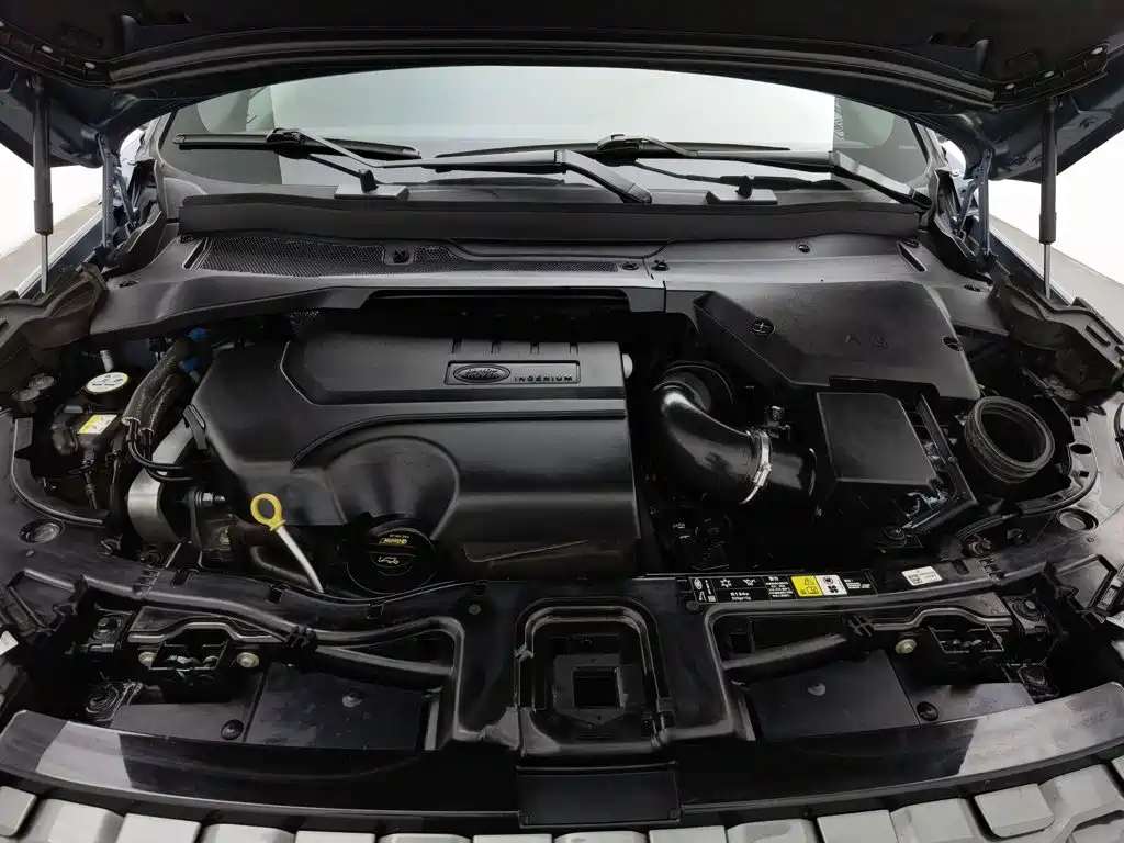Land Rover Discovery Sport — миниатюра 6