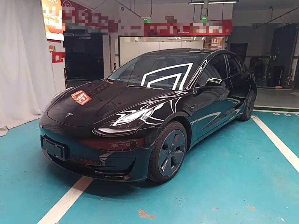 Tesla Model 3 — миниатюра 2