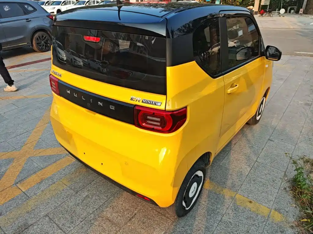 Wuling MINIEV — миниатюра 7
