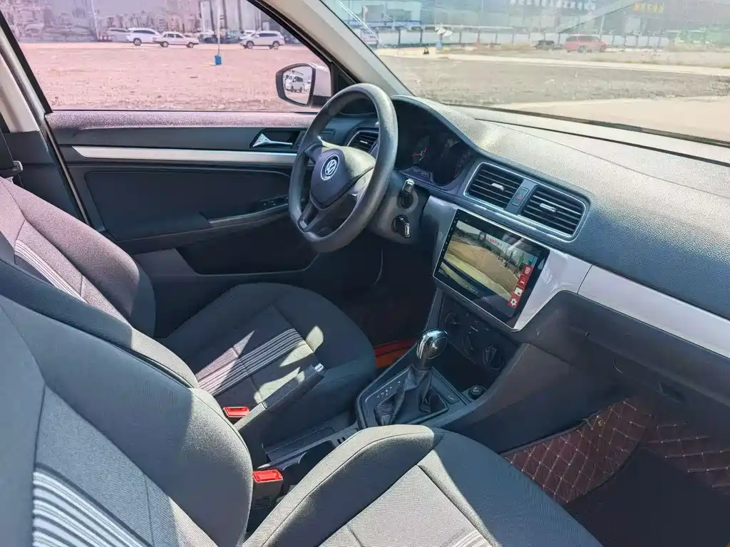 Volkswagen Gran Lavida — миниатюра 7