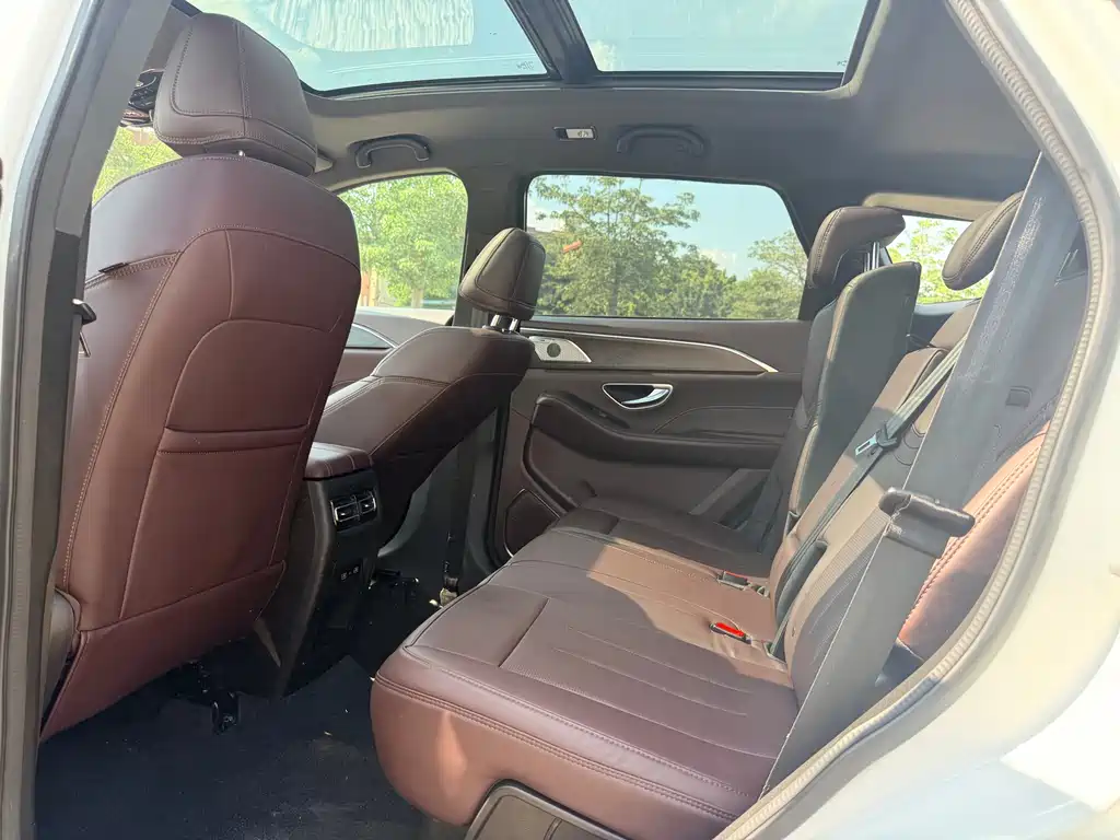 JETOUR X90 2022 2.0T DCT 5 мест