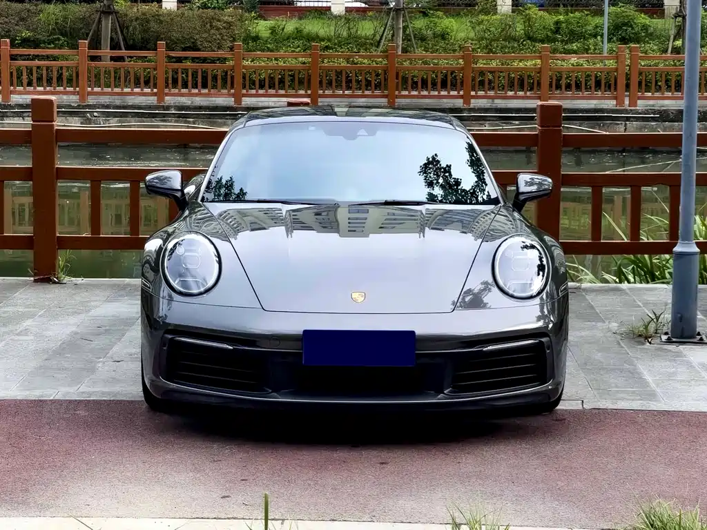 Porsche 911 2022 Carrera 3.0T