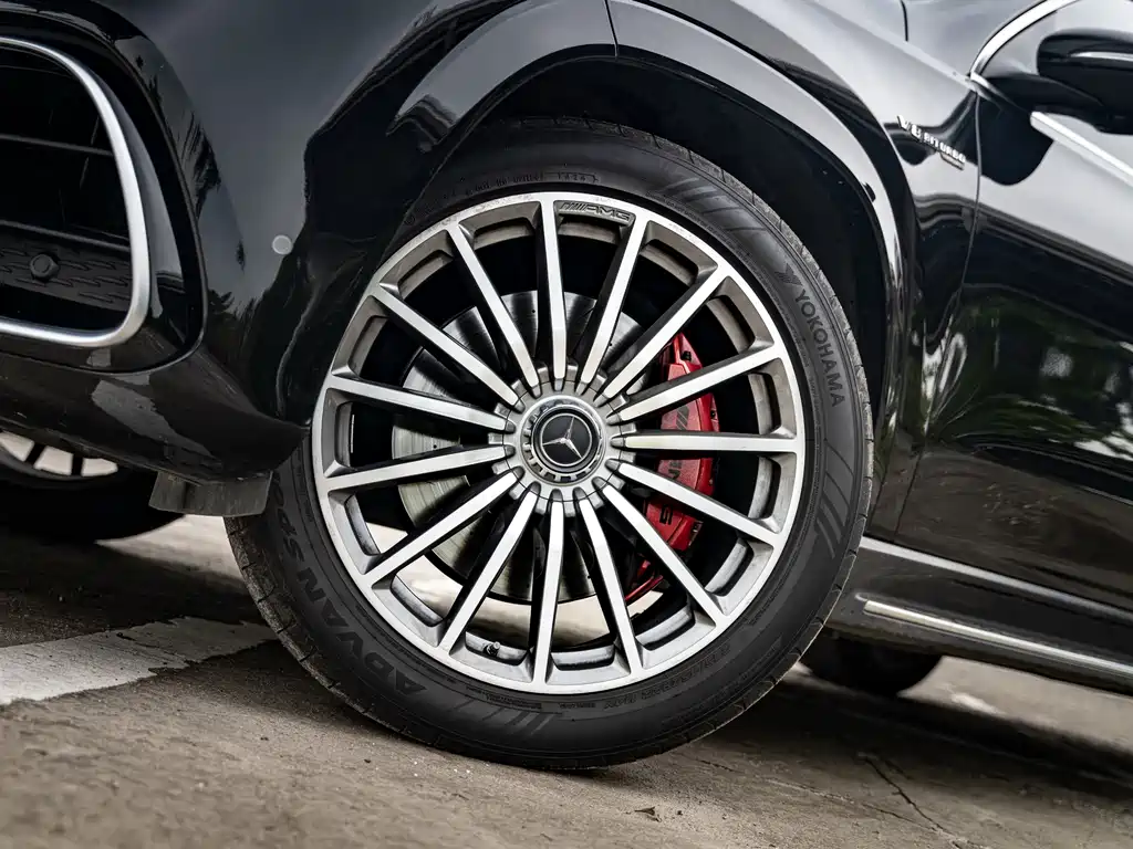 Mercedes-Benz GLS AMG — миниатюра 5