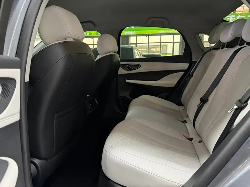 BYD Seal 05 DM-i — миниатюра 6