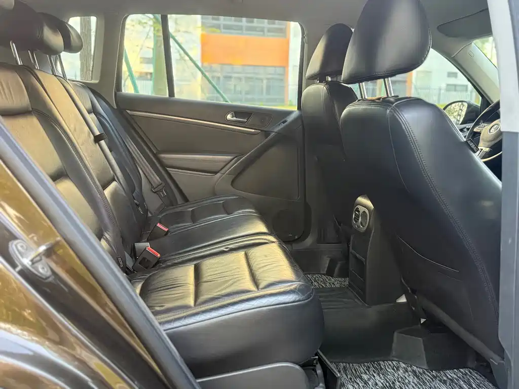 Volkswagen Tiguan — миниатюра 8