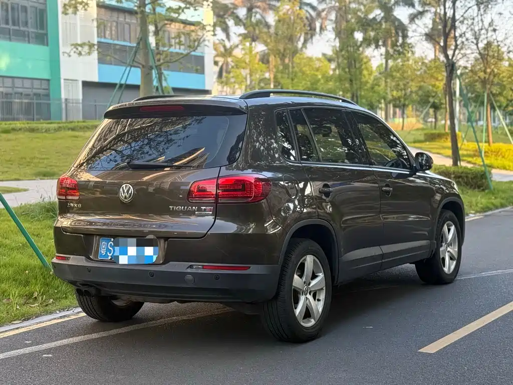 Volkswagen Tiguan — миниатюра 4