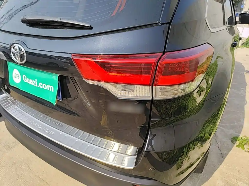 Toyota Highlander — миниатюра 8