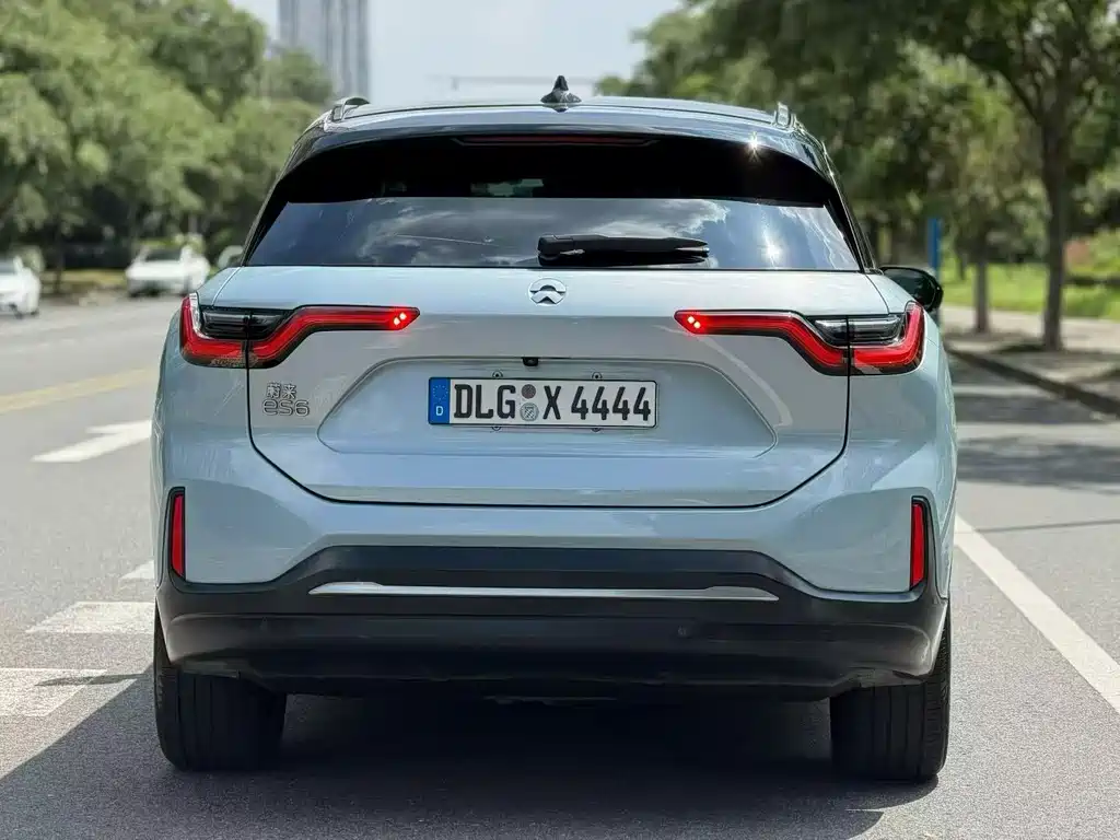NIO ES6 — миниатюра 8