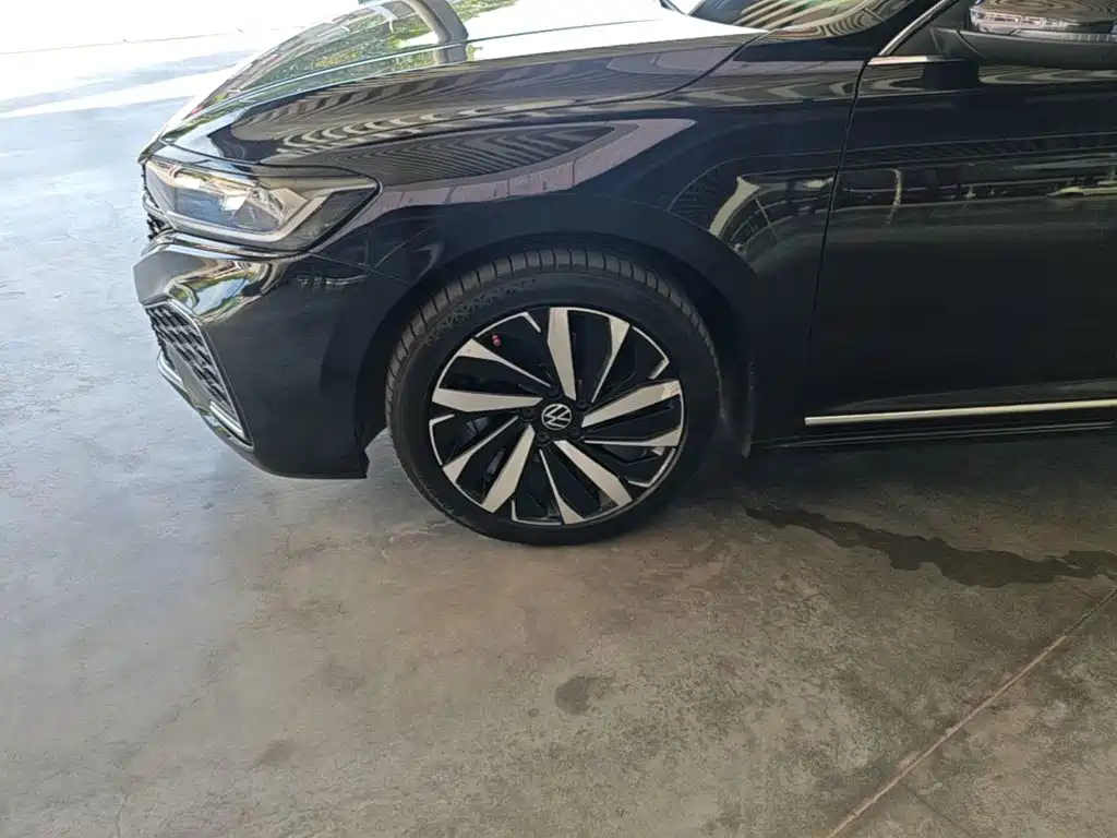Volkswagen Passat — миниатюра 23