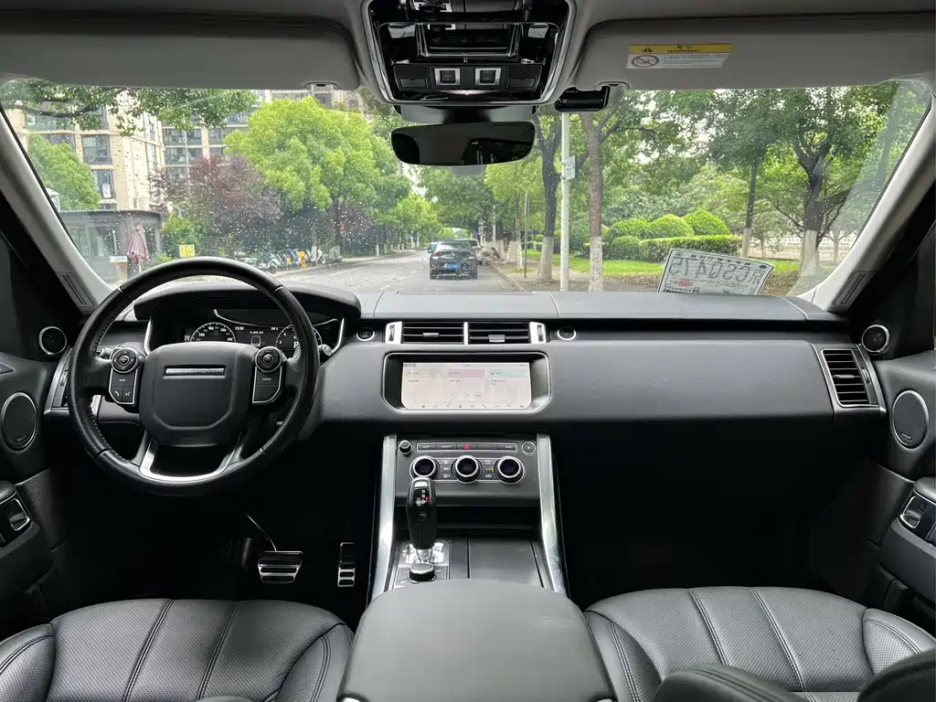 Land Rover Range Rover Sport 2017 3.0 SC V6 HSE DYNAMIC