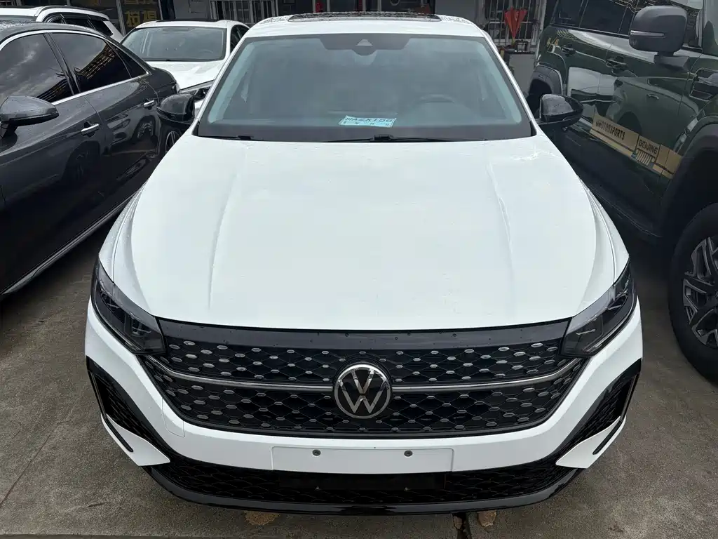 Volkswagen Lavida 2023 300TSI DSG