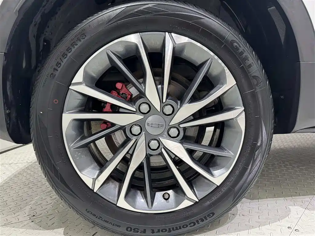 Geely Binyue — миниатюра 29