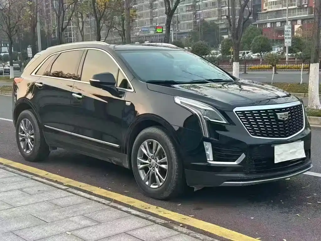 CADILLAC XT5