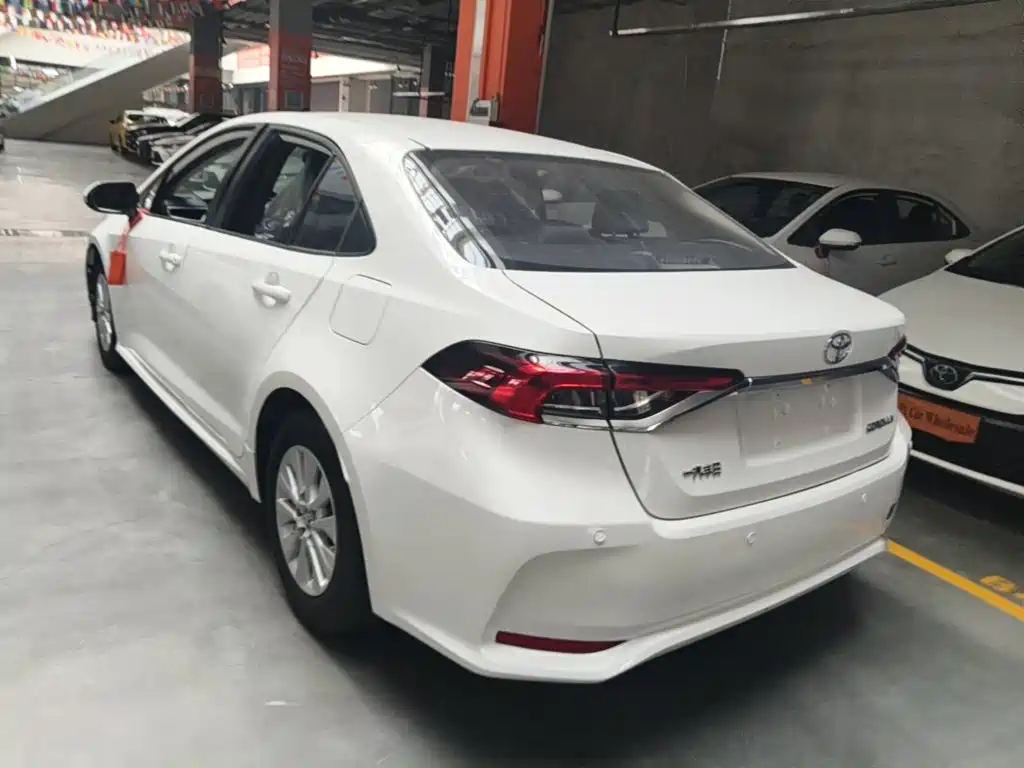 Toyota Corolla — миниатюра 5