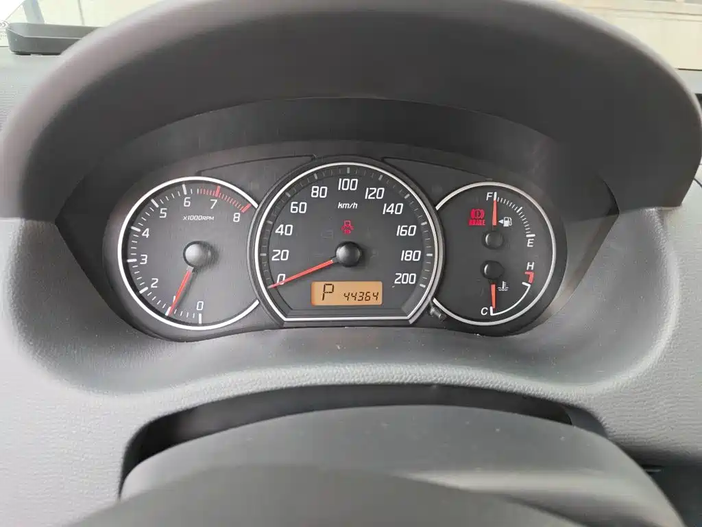 Suzuki Swift — миниатюра 12