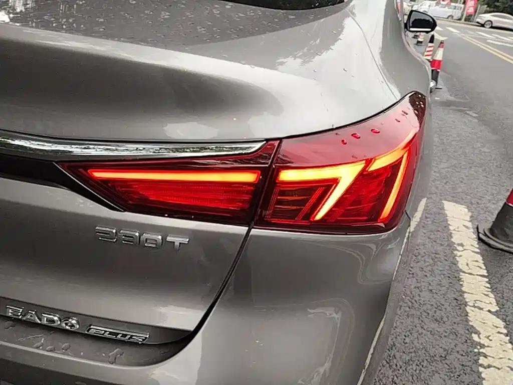 Changan Eado — миниатюра 8