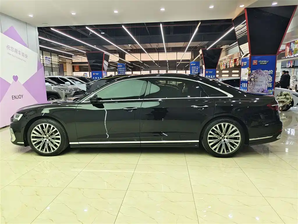 Audi A8 2023 A8L 50 TFSI quattro Premium