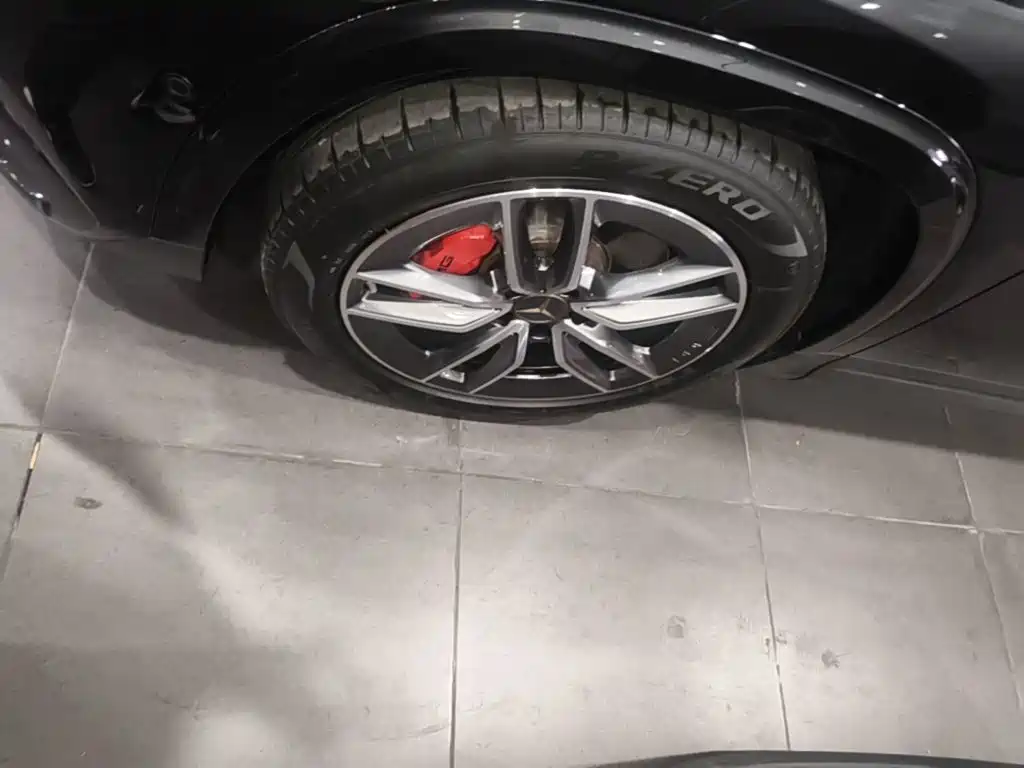 Mercedes-Benz GLA AMG — миниатюра 23