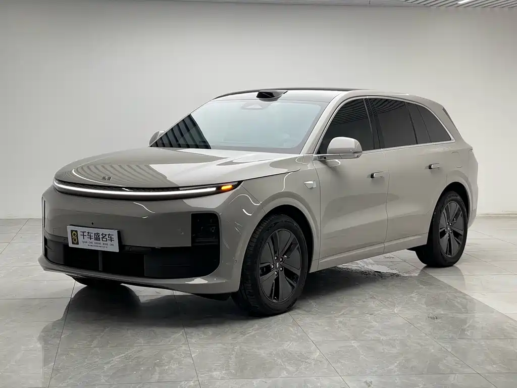 Li Auto L6