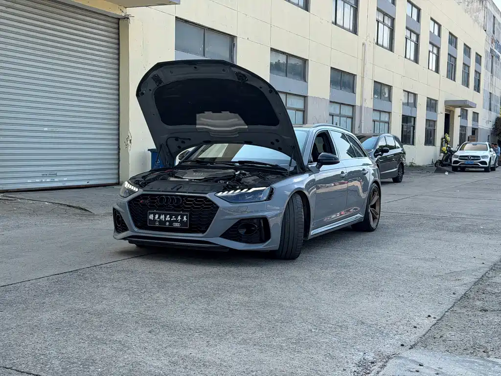 Audi RS 4 — миниатюра 3